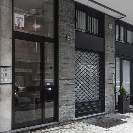 Appartement Joivy Warm And Inviting Flat With Balcony à Milan Extérieur photo