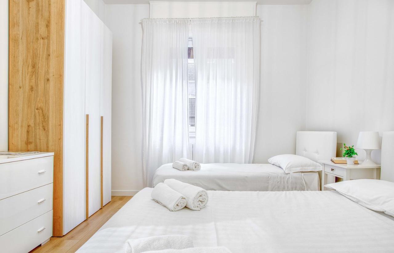 Appartement Joivy Warm And Inviting Flat With Balcony à Milan Extérieur photo