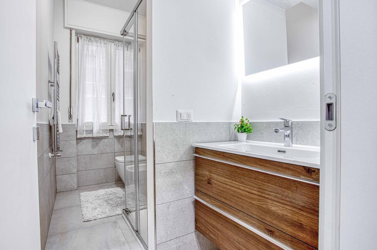 Appartement Joivy Warm And Inviting Flat With Balcony à Milan Extérieur photo